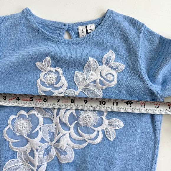 Janie and Jack Blue Floral Detail Girls Ruffle Sleeve Sweater Size 8 READ - Picture 9 of 11